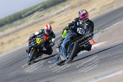 media/Aug-19-2022-TrackDaz (Fri) [[a0110a8595]]/Club Race/10am (Outside Grapevine)/